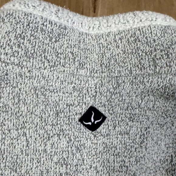 Prana Women’s White/Gray Long Sleeve 1/4 Zip Pullover Fleece Jacket Size Small - Picture 6 of 6